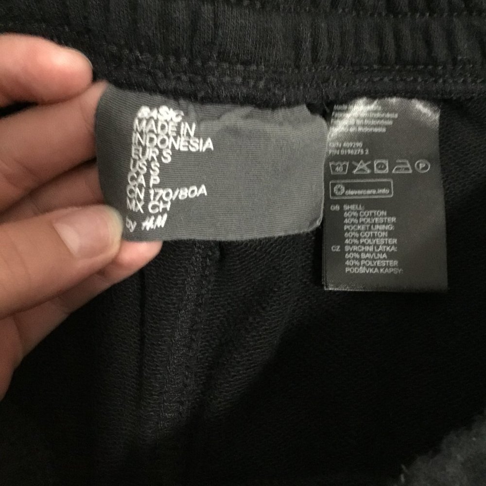 H&M Basic mens shorts - Picture 2 of 2